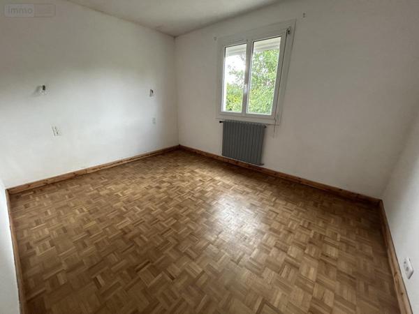 Maison à vendre à Yffiniac dans les Côtes-d'Armor (22120), ref : 22007-787