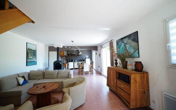 Maison à vendre    5 pièces • 81,94 m2 Cascastel-des-Corbières