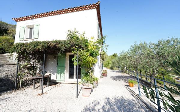 Maison à vendre    5 pièces • 81,94 m2 Cascastel-des-Corbières