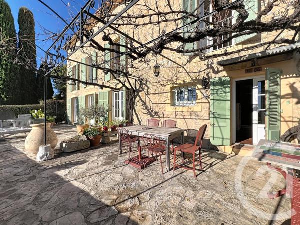 Maison à vendre  6 pièces - 162,79 m2 MOUGINS - 06