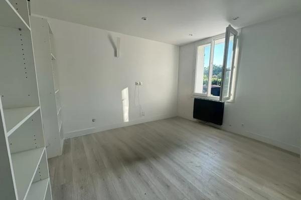 maison en triplex, 4 chambres, jardin exceptionnel
