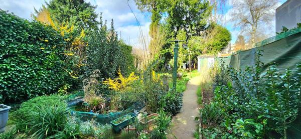 À vendre - Maison mitoyenne 2 côtés, 5 pièces située à Louvres (95380)