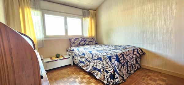 À vendre - Maison mitoyenne 2 côtés, 5 pièces située à Louvres (95380)