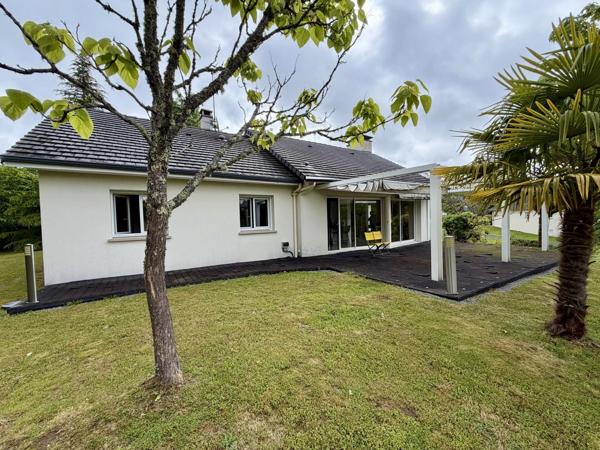 Vente                                                      Maison
                        
                     5 pièces                      120 m2                     à Allassac