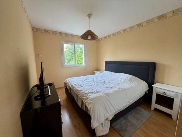Vente                                                      Maison
                        
                     5 pièces                      120 m2                     à Allassac
