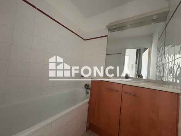 Location Appartement 2 pièces 36.3 m² - 5 RUE BERNARD DE CLAIRVAUX Pau 64000