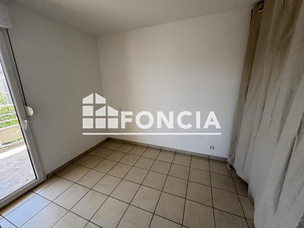 Location Appartement 2 pièces 36.3 m² - 5 RUE BERNARD DE CLAIRVAUX Pau 64000