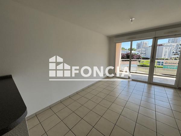 Location Appartement 2 pièces 36.3 m² - 5 RUE BERNARD DE CLAIRVAUX Pau 64000