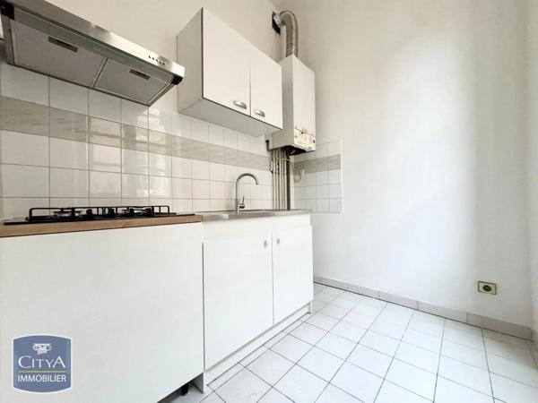 Appartement à louer 2 pièces 51.59m² Nîmes (30000)