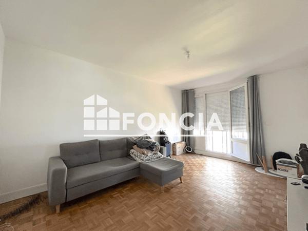 Location Appartement 2 pièces 45.7 m² - 10 SQUARE DES ROCHELETS Nantes 44100