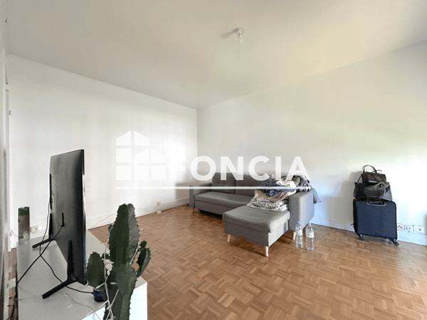 Location Appartement 2 pièces 45.7 m² - 10 SQUARE DES ROCHELETS Nantes 44100