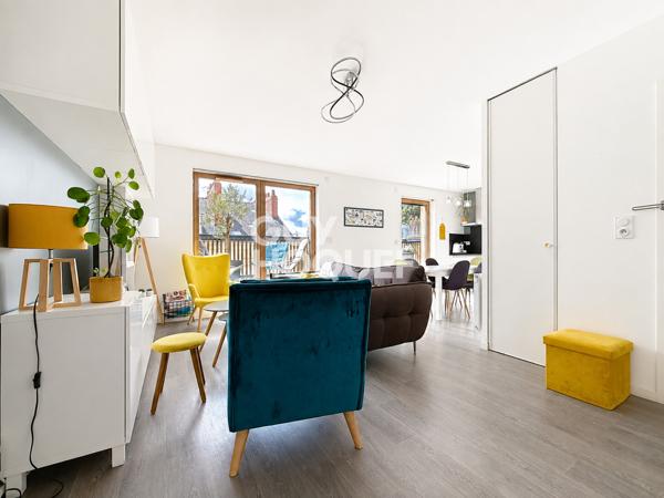 Bel appartement T4 au dernier étage avec grande terrasse