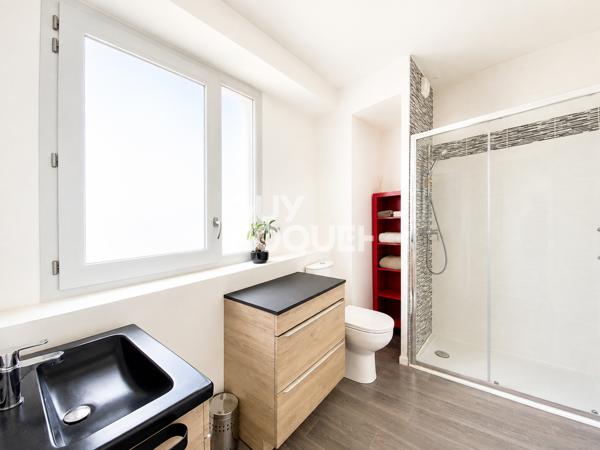 Bel appartement T4 au dernier étage avec grande terrasse
