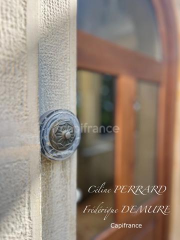 Demeure à vendre COLLONGES SOUS SALEVE (74), piscine, court de tennis, vue lac, jet d'eau, Salève et Jura