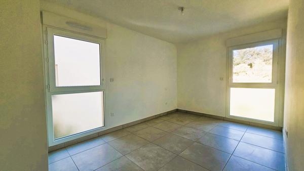 Appartement Nimes 3 pièces 71.70 m2