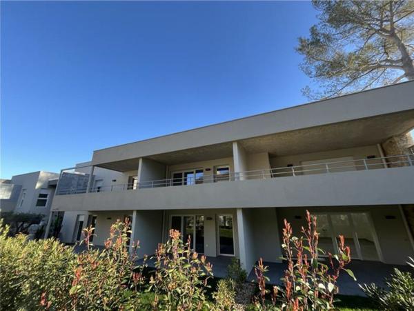 Appartement Nimes 3 pièces 71.70 m2
