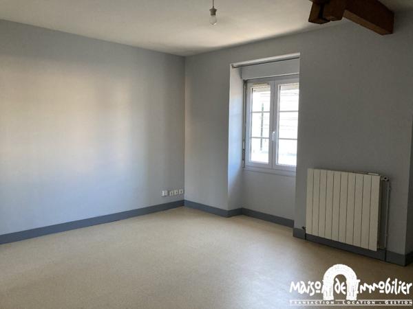 Location Appartement 2 chambres - 62m² - Parking - COGNAC Quartier St Martin