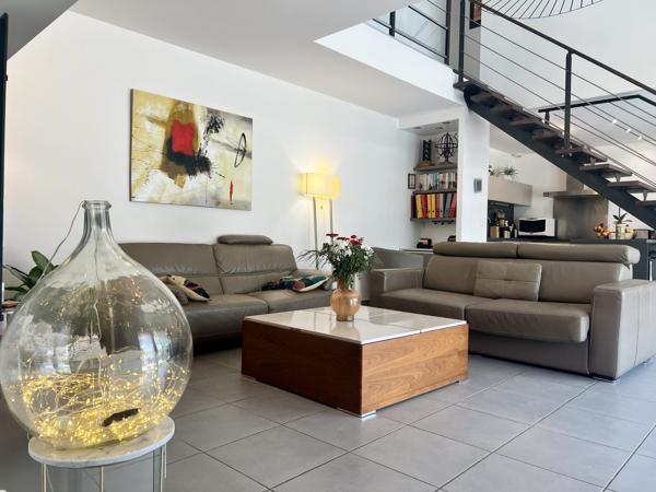Villa contemporaine - Piscine - Quartier résidentiel très prisé