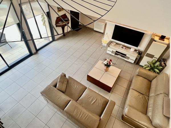 Villa contemporaine - Piscine - Quartier résidentiel très prisé