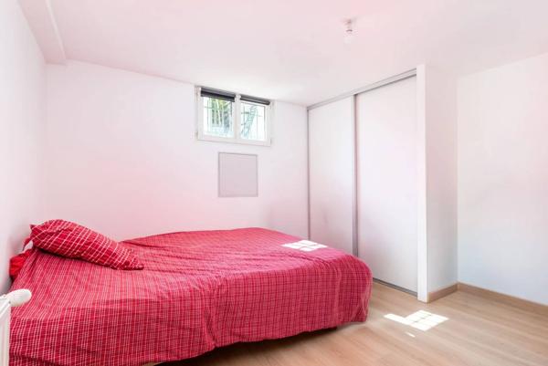 Maison 6 pièces – 5 chambres – Jardin