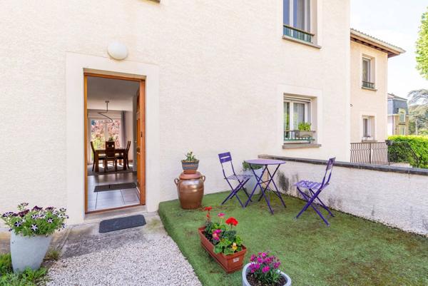 Maison 6 pièces – 5 chambres – Jardin