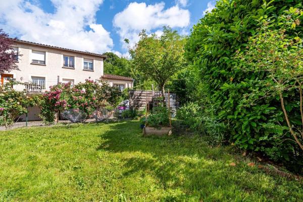 Maison 6 pièces – 5 chambres – Jardin