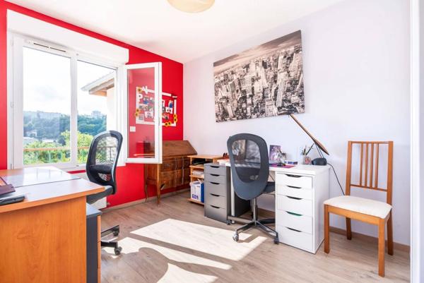 Maison 6 pièces – 5 chambres – Jardin