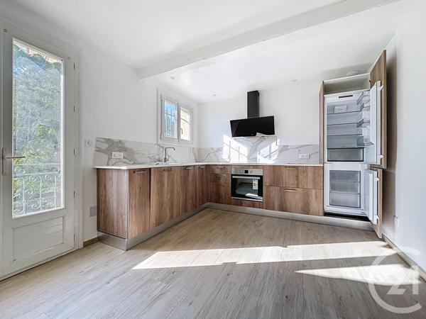 Maison à vendre  6 pièces - 161,33 m2 SABRAN - 30