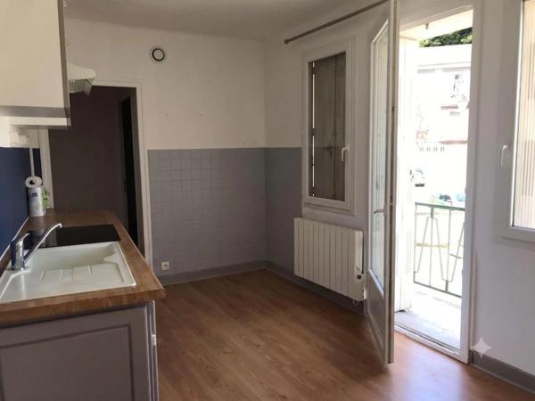Appartement à louer à Villefort (48800)