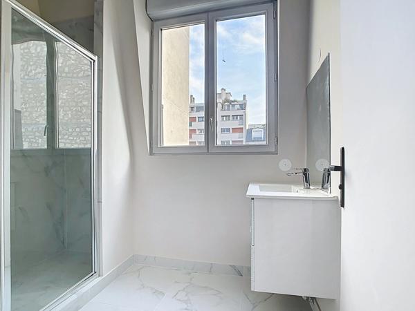 Maison à vendre 5 pièces COURBEVOIE (92) 5' GARE D'ASNIERES