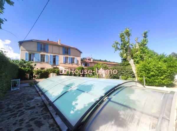 Immeuble à vendre 16 pièces de 549 m²