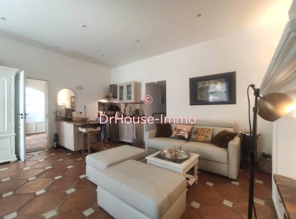 Immeuble à vendre 16 pièces de 549 m²