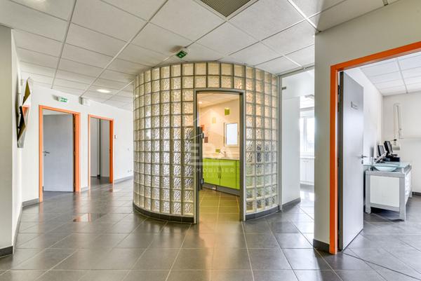 Local commercial Cuxac D Aude 5 pièce(s) 166.56 m2