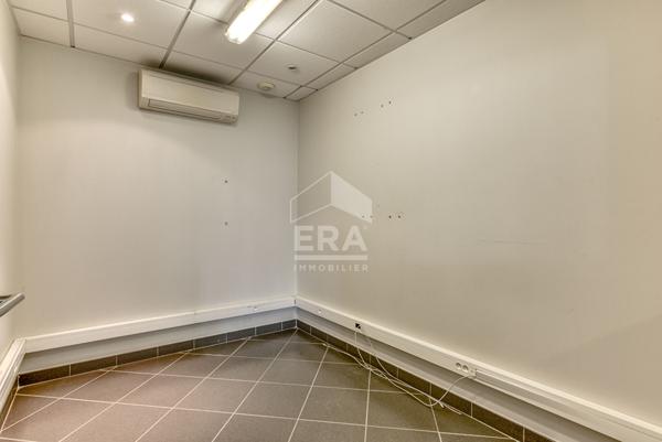 Local commercial Cuxac D Aude 5 pièce(s) 166.56 m2