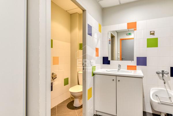 Local commercial Cuxac D Aude 5 pièce(s) 166.56 m2