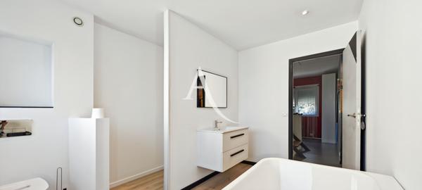 Maison Bois D Arcy 6 pièce(s) 129 m2