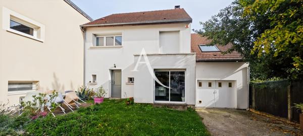 Maison Bois D Arcy 6 pièce(s) 129 m2