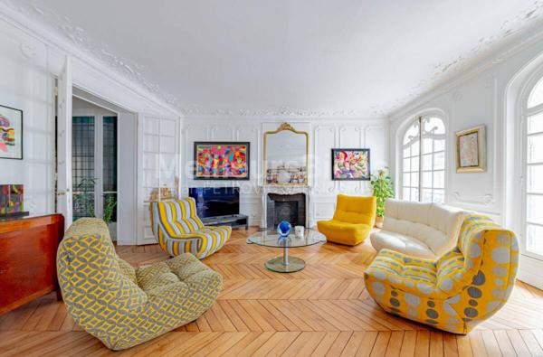 Paris 16ème - À VENDRE - Magnifique 7 pièces de 207,49 m²