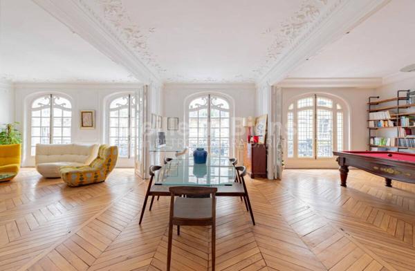 Paris 16ème - À VENDRE - Magnifique 7 pièces de 207,49 m²