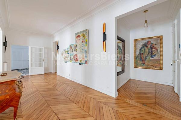 Paris 16ème - À VENDRE - Magnifique 7 pièces de 207,49 m²