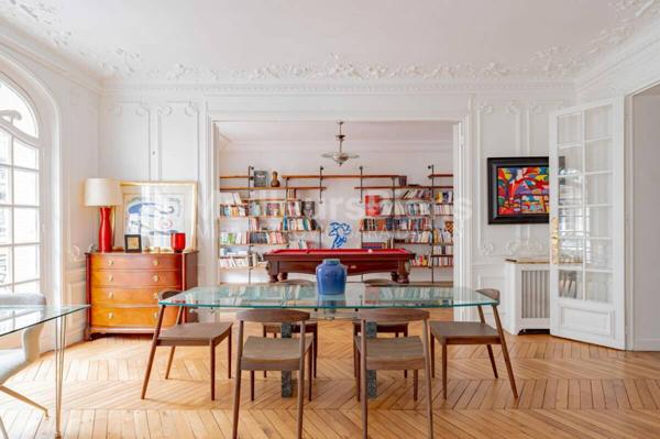 Paris 16ème - À VENDRE - Magnifique 7 pièces de 207,49 m²