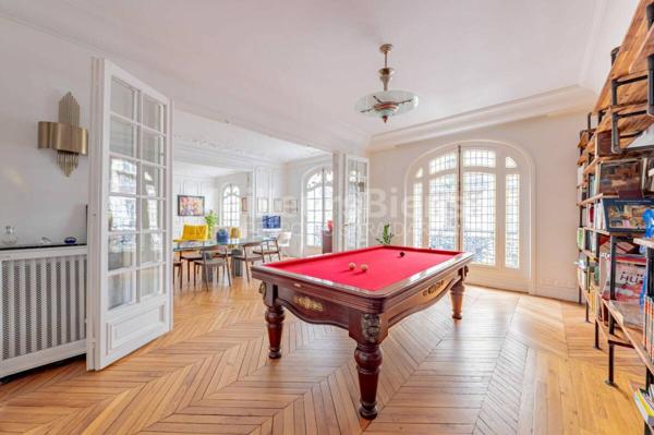 Paris 16ème - À VENDRE - Magnifique 7 pièces de 207,49 m²