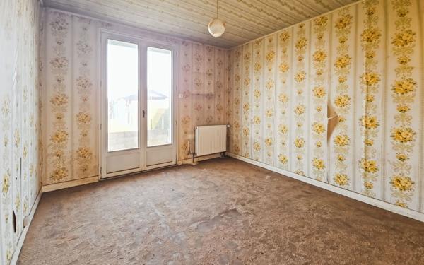 Maison à vendre    7 pièces •  Estrées-Saint-Denis