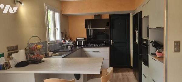 Tours Nord – Maison familiale de 127 m² – 5 chambres, garage et jardin