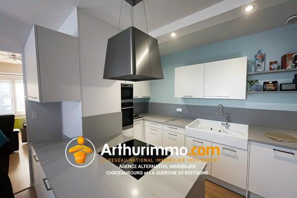 Vente                                                      Maison
                        
                     7 pièces                      139 m2                     à Vitré