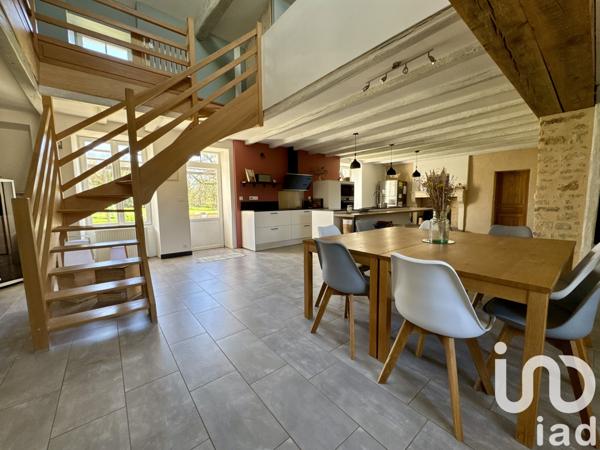 Maison à vendre 5 pièces 255 m² Chalandray
