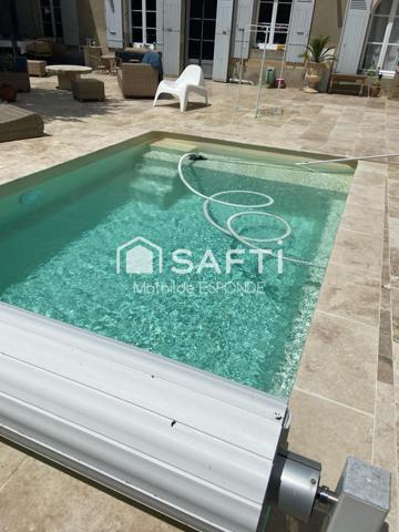 Maison 342 m² centre ville 10 pièces, dépendances