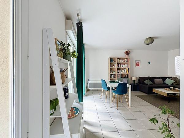 A LOUER ANGERS T3 71.37 m² (BALCON + PARKING EN SOUS-SOL)