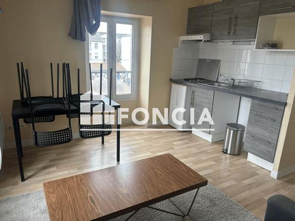 Location Studio meublé 31.81 m² - BAT C - Niort 79000