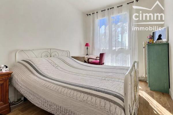 Appartement traversant de 84 m² avec deux balcons dans un environnement privilégié